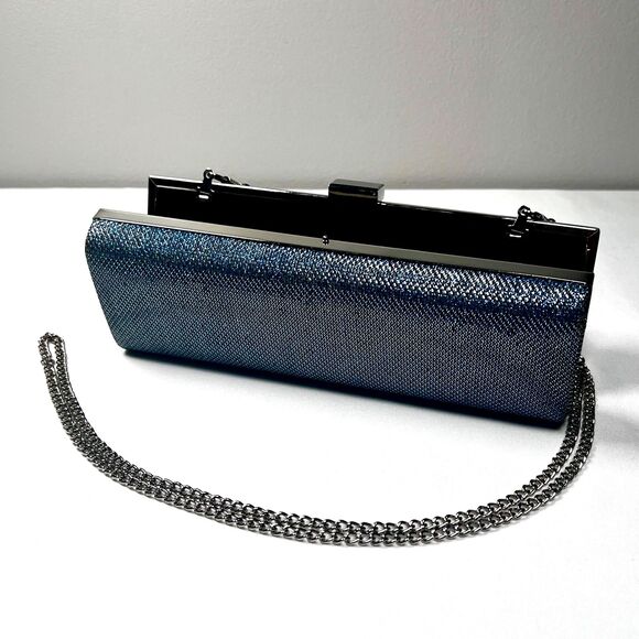 ✨ Blue Metallic Crossbody Clutch with Chain Strap – Elegant Formal Evening Bag ✨ - Picture 4 of 6
